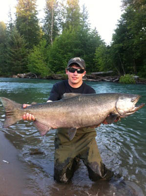 2012_july-27-kyle-struck-jesse-houston-40-lb-kitimat-river-chinook-26-lb-chinook